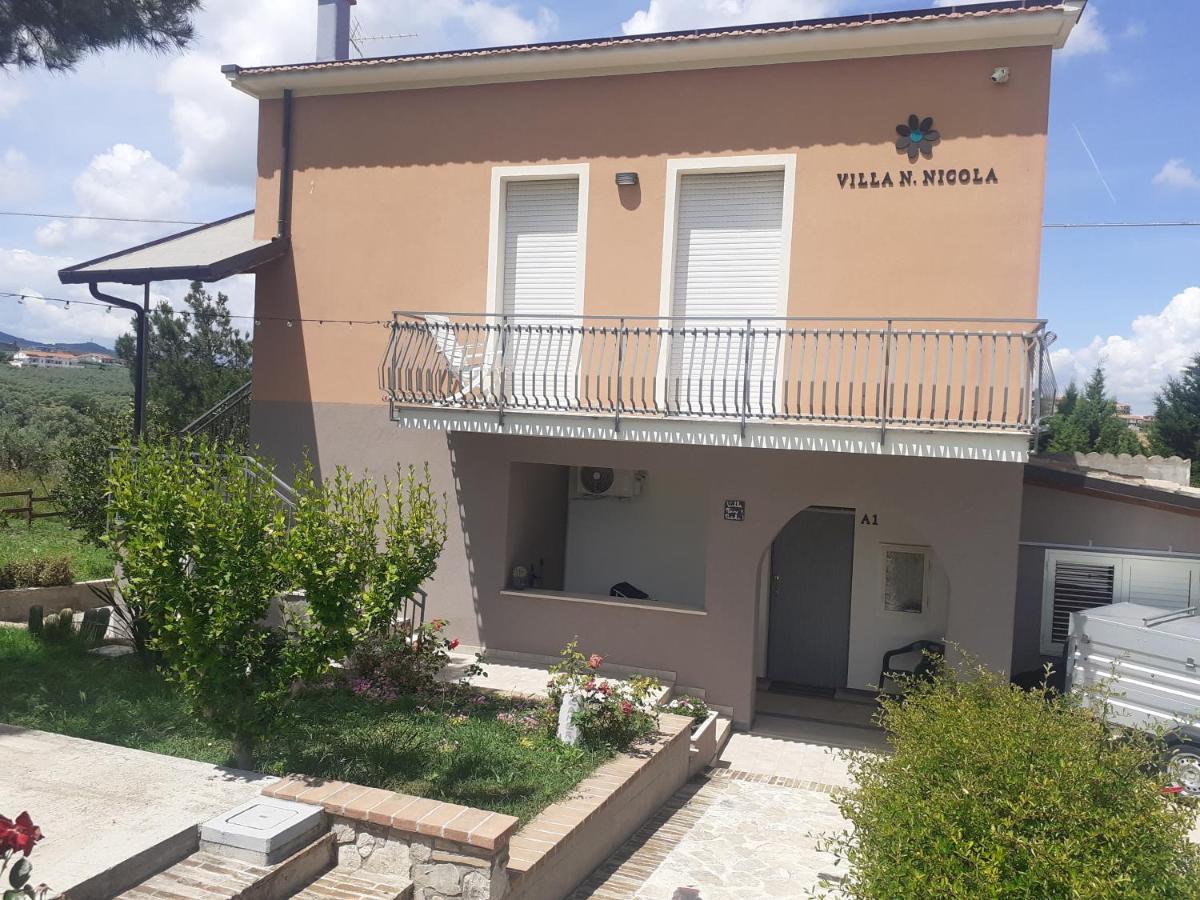 Villa Nonno Nicola Монтенеро-ди-Бизачча Экстерьер фото
